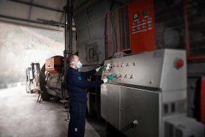 carico rifiuti tessili Ancona/carico rifiuti carta Ancona